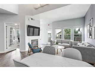 Photo #2: 4150056 Listing