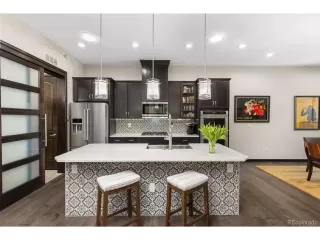 Photo #5: 4152784 Listing