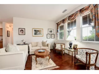 Photo #6: 4154742 Listing 