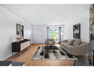 Photo #4: 4157271 Listing