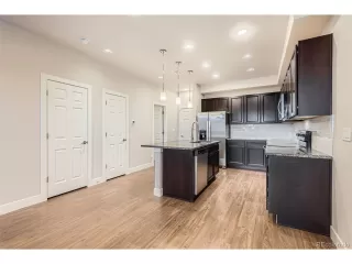 Photo #4: 4159503 Listing