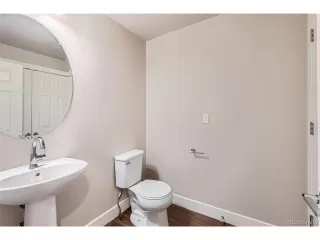 Photo #5: 4159503 Listing