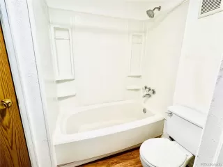 Photo #4: 4164562 Listing