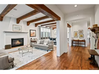 Photo #6: 4165432 Listing