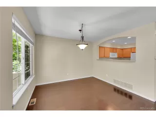 Photo #5: 4166260 Listing 