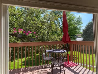 Photo #5: 4166537 Listing