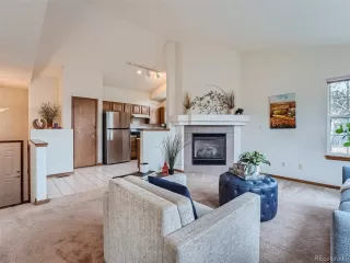 Photo #3: 4166781 Listing