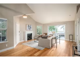 Photo #4: 4167176 Listing