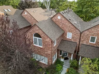 Photo #2: 4168020 Listing 