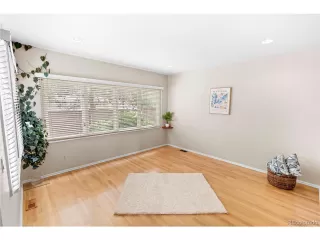 Photo #6: 4168020 Listing 