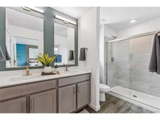 Photo #6: 4168968 Listing