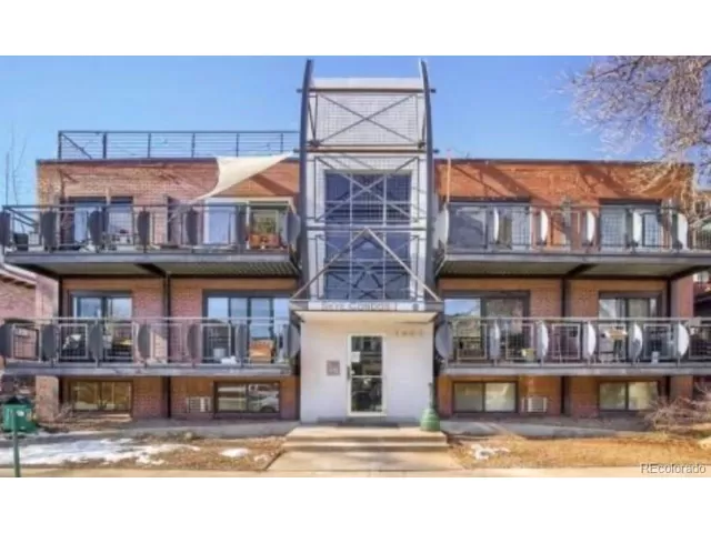 MLS: 4170068 Condo For Sale