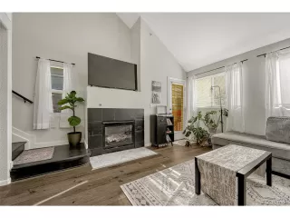 Photo #2: 4172882 Listing