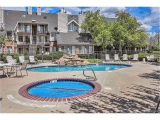 Photo #2: 4172899 Listing