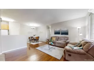 Photo #4: 4176106 Listing