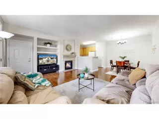 Photo #5: 4176106 Listing