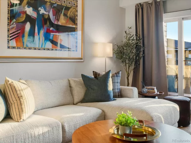 MLS: 4178675 Condo For Sale