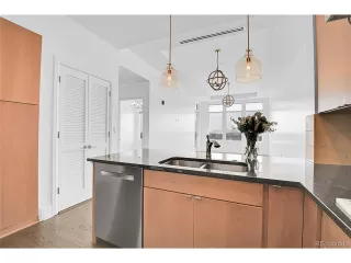 Photo #4: 4179085 Listing