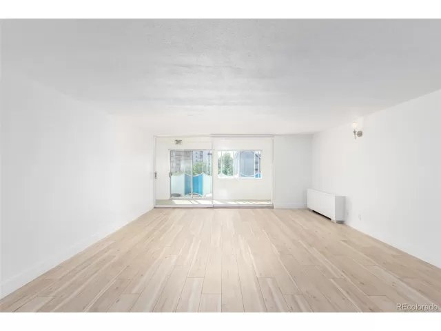 MLS: 4179404 Condo For Sale