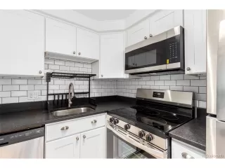 Photo #2: 4179404 Listing