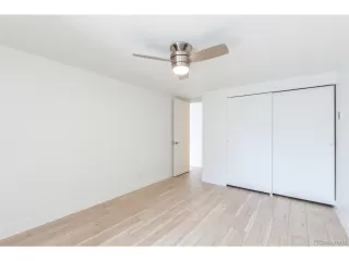 Photo #6: 4179404 Listing