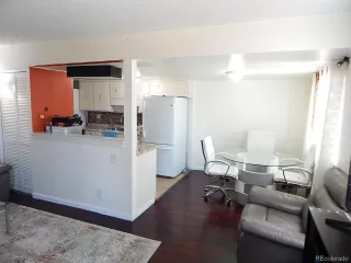 Photo #5: 4181982 Listing 