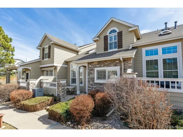 MLS: 4182698 Condo For Sale
