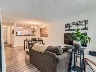 Photo #6: 4183657 Listing