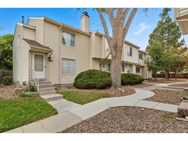 MLS: 4187895 Condo For Sale