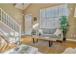 Photo #5: 4191320 Listing