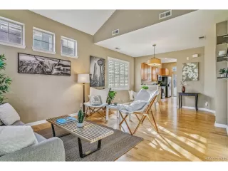 Photo #6: 4191320 Listing