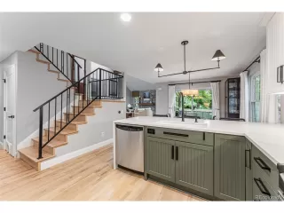 Photo #3: 4191559 Listing 