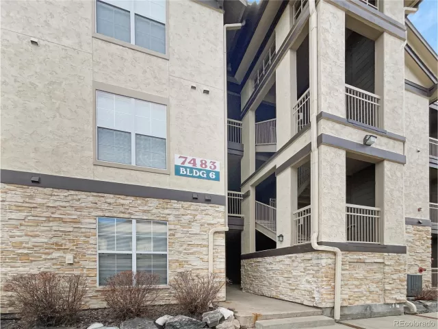 MLS: 4193103 Condo For Sale