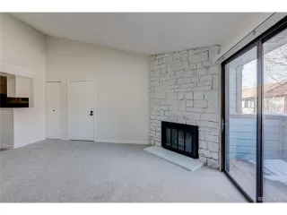 Photo #5: 4193576 Listing 