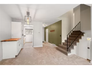 Photo #5: 4195003 Listing