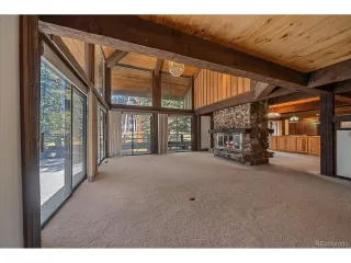 Photo #4: 4195038 Listing