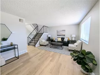 Photo #2: 4195491 Listing