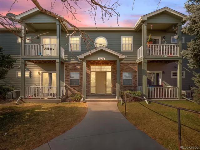 MLS: 4196460 Condo For Sale