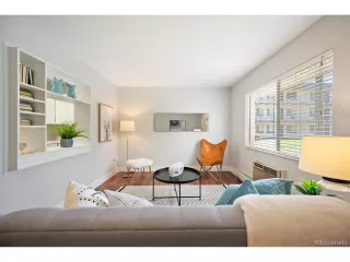 Photo #4: 4196823 Listing