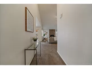 Photo #2: 4196975 Listing