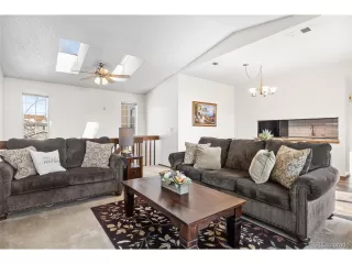 Photo #5: 4197197 Listing 