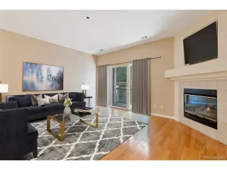 Photo #2: 4197936 Listing