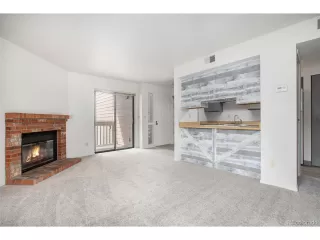 Photo #3: 4198395 Listing