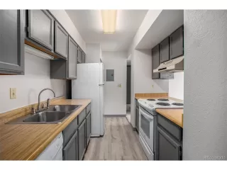 Photo #6: 4198395 Listing