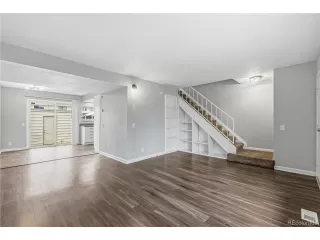 Photo #3: 4201037 Listing 