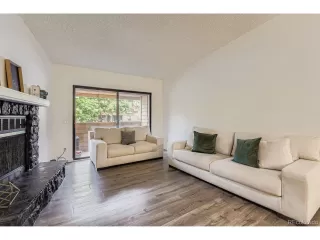 Photo #3: 4201571 Listing 