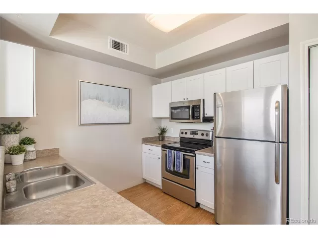 MLS: 4202727 Condo For Sale