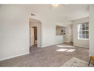 Photo #6: 4202727 Listing 