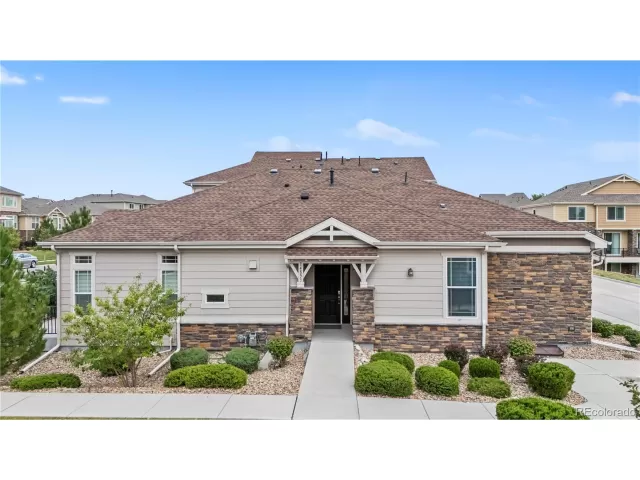 MLS: 4204233 Condo For Sale