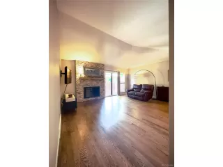 Photo #3: 4206612 Listing 